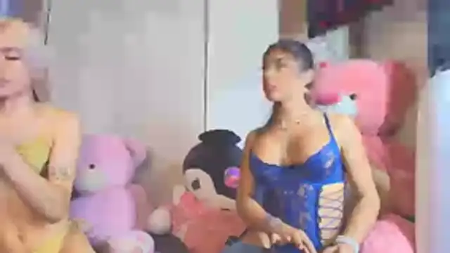 Chatroom XXX en direct de Princess_Hottys