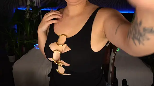 CherrryQueen 现场XXX聊天