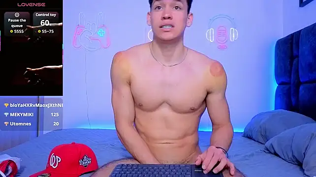Luke_MuscleのライブXXXチャット