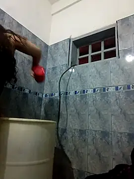 xandra252 Adlı Modelin Canlı XXX Sohbeti