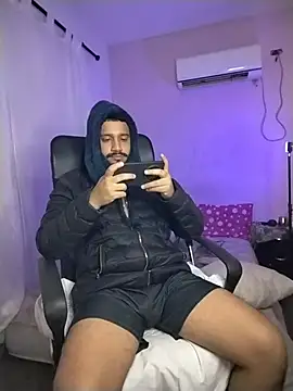 BadboyX333 Chat XXX live