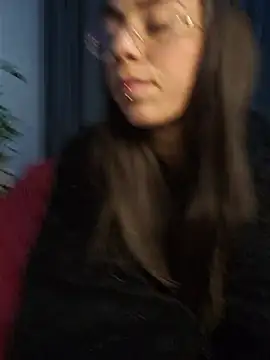 Steph_Oliveira Adlı Modelin Canlı XXX Sohbeti