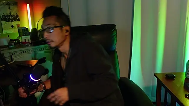Ghost11_11 élő XXX-chatje