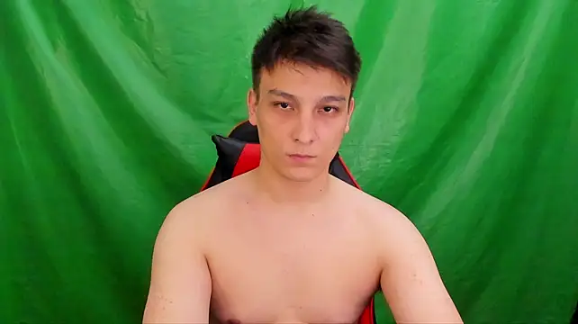 Justin_time111 XXX чат на живо