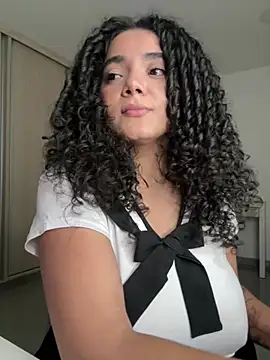 Curlyierr: απευθείας συνομιλία ΧΧΧ