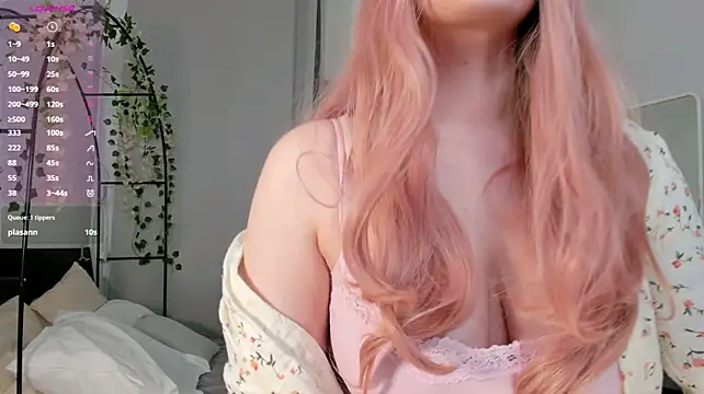 DelilahTaylor Chat XXX in diretta