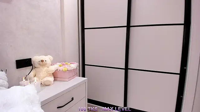 TinyKim_ লাইভ XXX চ্যাট