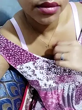 fatineae1's Live XXX Chat