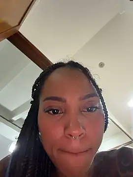 LizStorm_ Chat XXX in diretta
