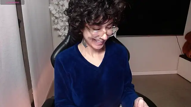 Lili_Cruz38 XXX чат на живо