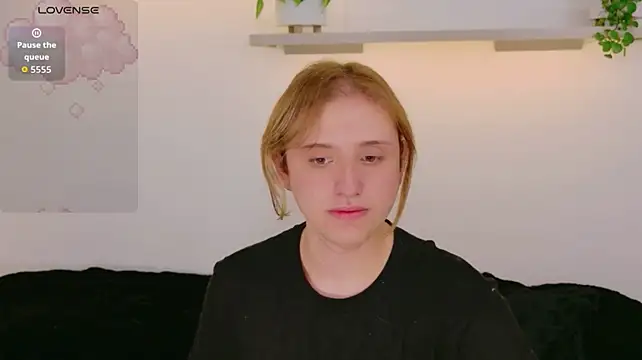 XXX chat uživo modela seraphine_star