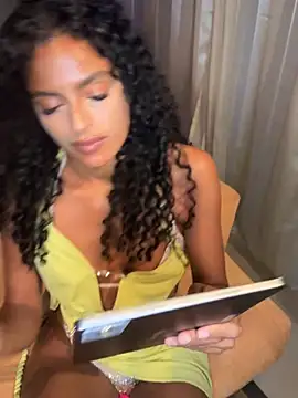 Latinamix live XXX chat