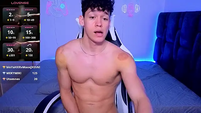 Luke_Muscle Live XXX Chat