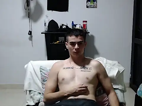 Zac_Efront Live XXX-Chat