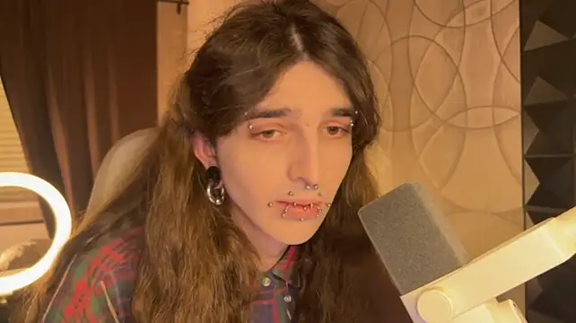 Chat +18 de Kriisp ao vivo