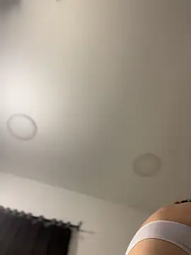 MiahWindsor's Live XXX Chat