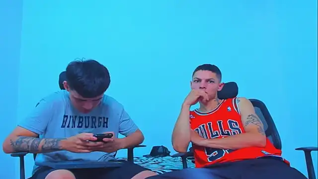 Thomas-Wil – Naživo XXX chat