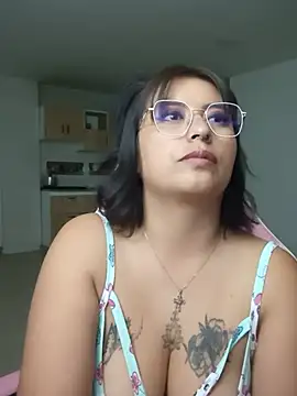 Онлайн чат XXX Amylaaa_