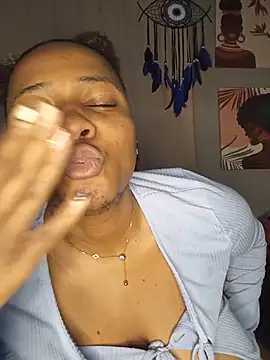CocoBootyyy 现场XXX聊天