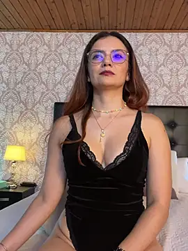 دردشة KateBurning الجنسية المباشرة