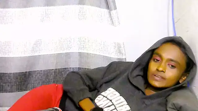 SassyXindian's Live XXX Chat