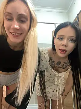 sukidaa XXX чат на живо