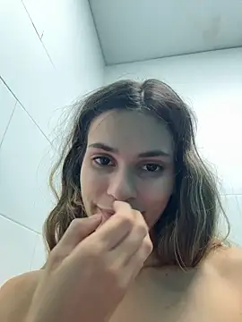 دردشة cuteluci_ الجنسية المباشرة