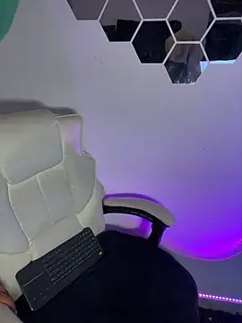 LollaByer's Live XXX Chat