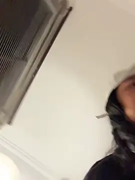 Chat +18 de kim_monti ao vivo