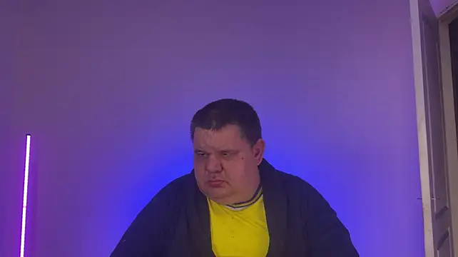 chubby_daddy 即時 XXX 聊天