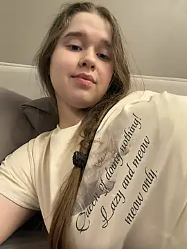Živý XXX chat HornyGirlH