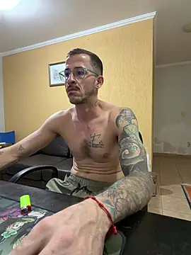 MeladoDiMel Adlı Modelin Canlı XXX Sohbeti