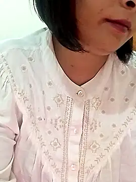 Queen_Kushi4's Live XXX Chat
