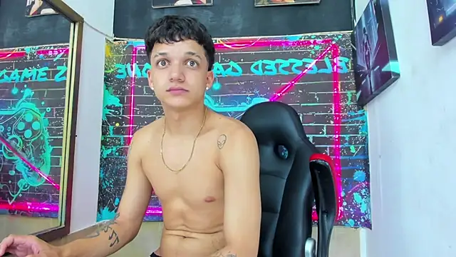 Chat XXX ao vivo de Apolo_Blessed