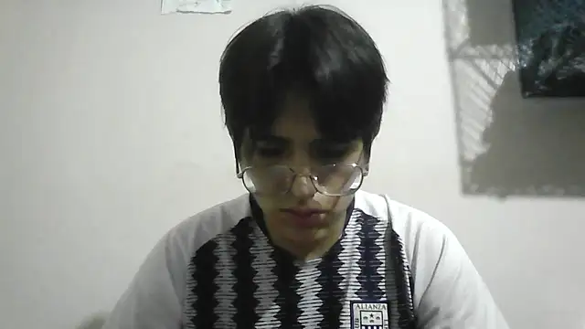 Chat +18 de HardDick2 ao vivo