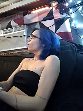 LunikaCorpse666's Live XXX Chat