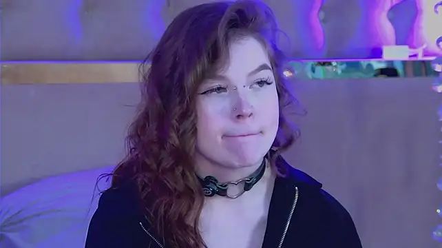 Alice_Night Live XXX-Chat