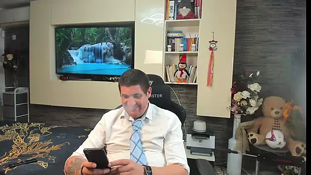 Chat +18 de SpartacusDaddy48 ao vivo