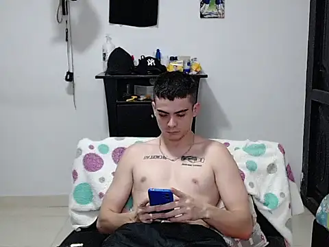 Chat XXX ao vivo de Zac_Efront