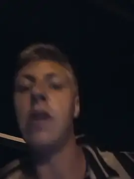 Webkamerová show W3rtzuio