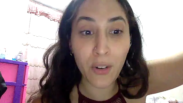 Czat XXX na żywo – LatinDoll8