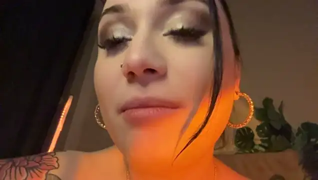 MCThroatGoat XXX чат на живо