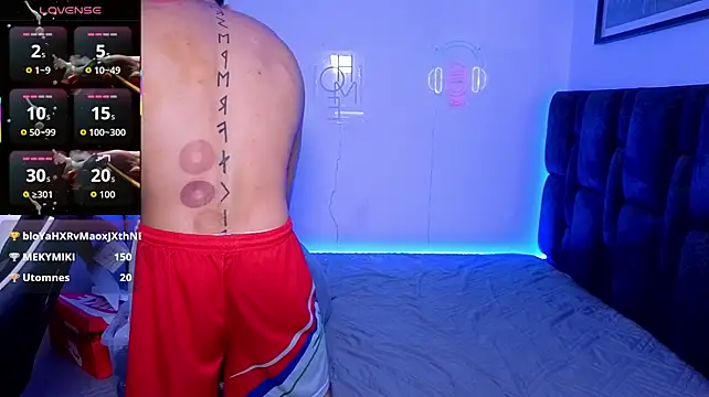 צ'אט XXX בשידור חי של Luke_Muscle