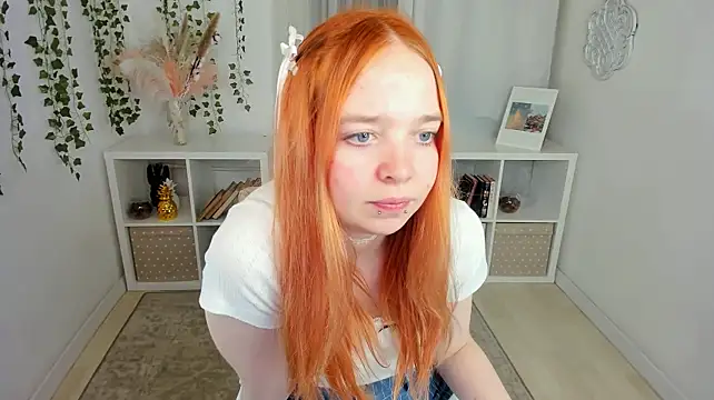 Chatroom XXX en direct de BellaMontgomery