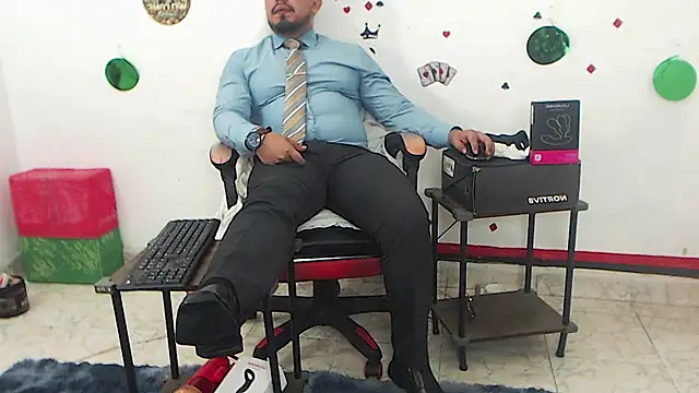 Chat XXX ao vivo de KalethBigDick