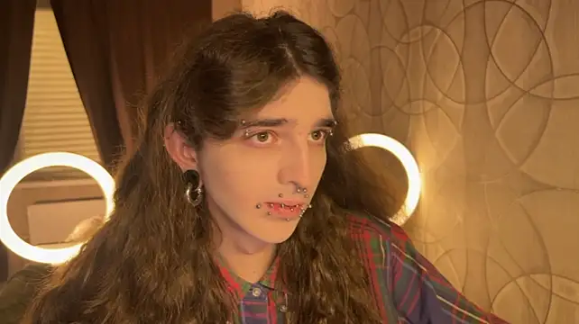 XXX chat uživo modela Kriisp