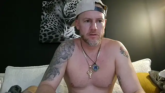 Chat +18 de Freakslut007 ao vivo