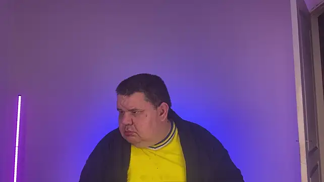 Онлайн ч ат XXX chubby_daddy