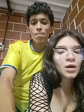 moonlight-couple webcam show