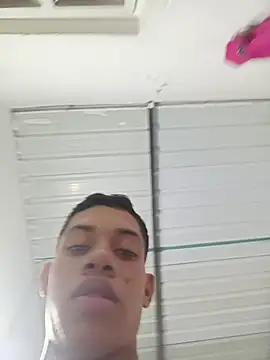 curious_straight_guy Live XXX-chat